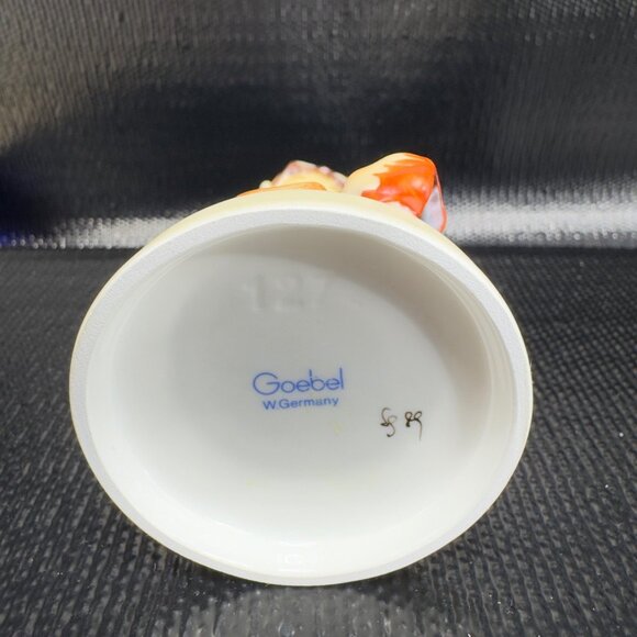 Hummel The Doctor Figurine Goebel Boy with goggles W Germany Puppendoktor VTG - Picture 7 of 11